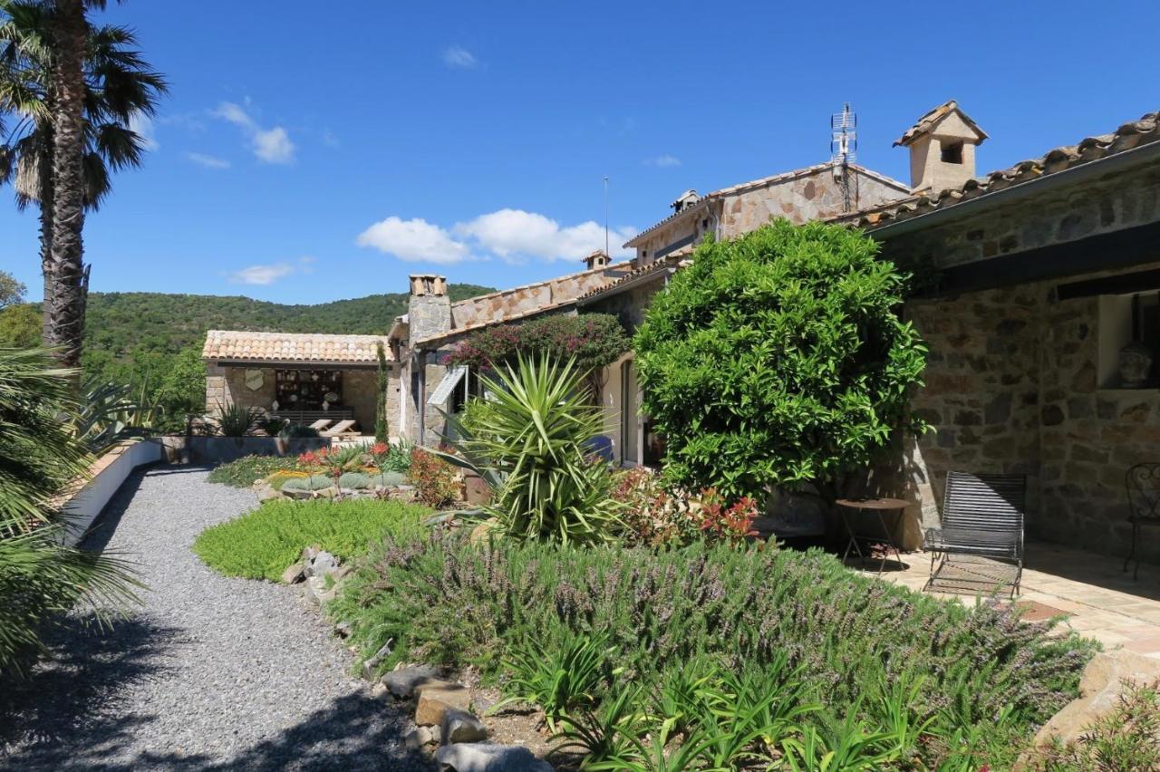 Bed and Breakfast Les Aurochs Grimaud Exteriér fotografie