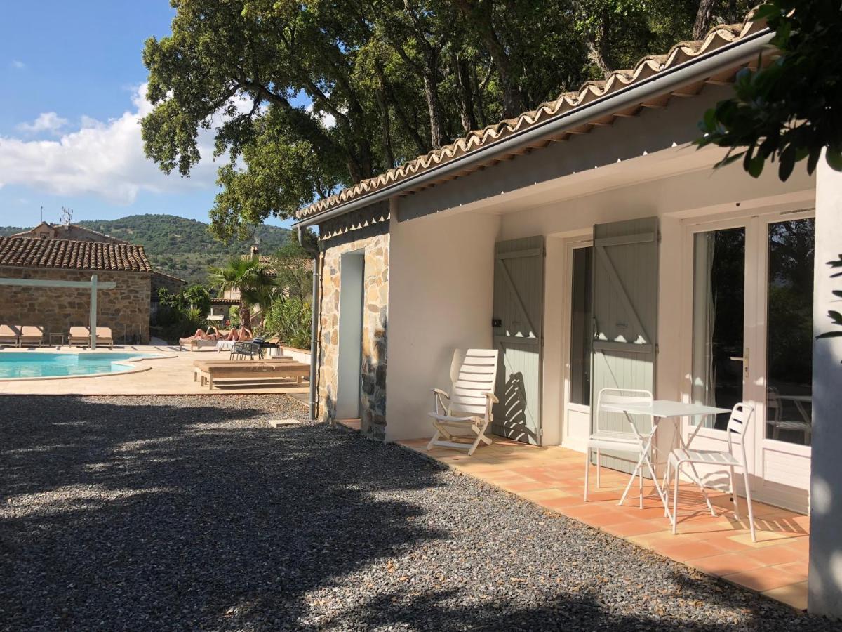 Bed and Breakfast Les Aurochs Grimaud Exteriér fotografie