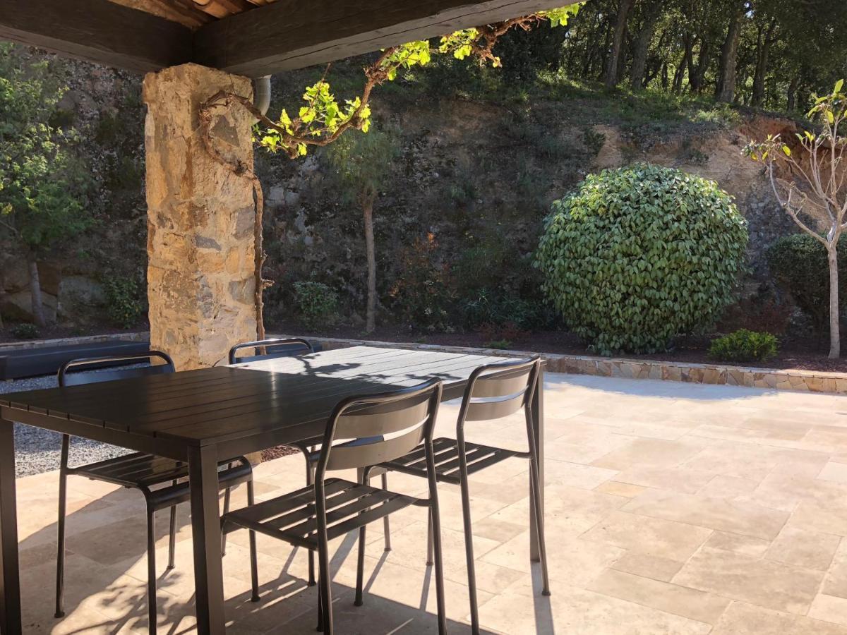 Bed and Breakfast Les Aurochs Grimaud Exteriér fotografie